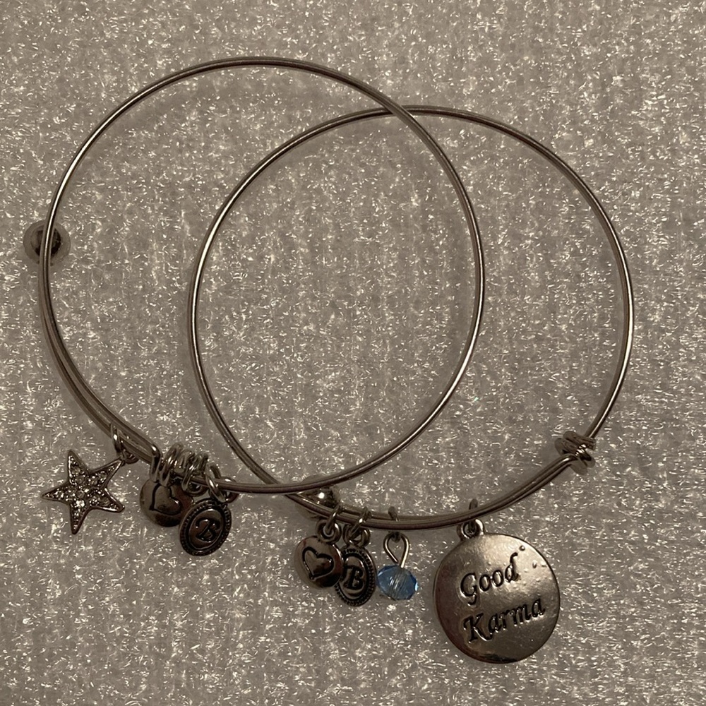 Bella Perlina Silvertone Adjustable Stretch Bangle Bracelets - Set of 2